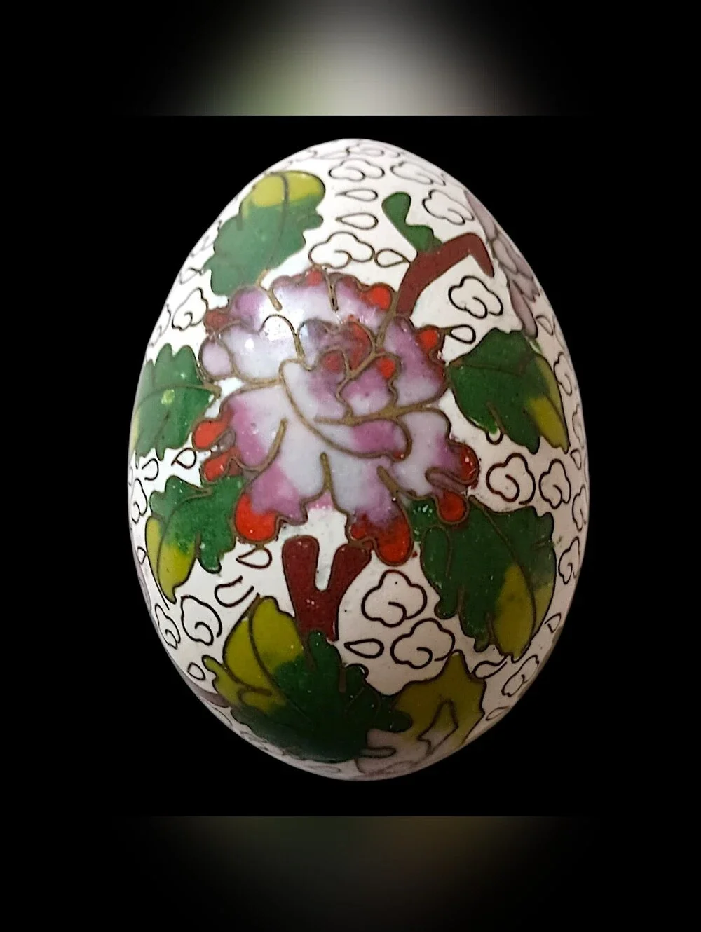 Vintage Chinese Cloisonne Enamel Over Brass Egg‎ Floral Trinket Decor Wood Stand